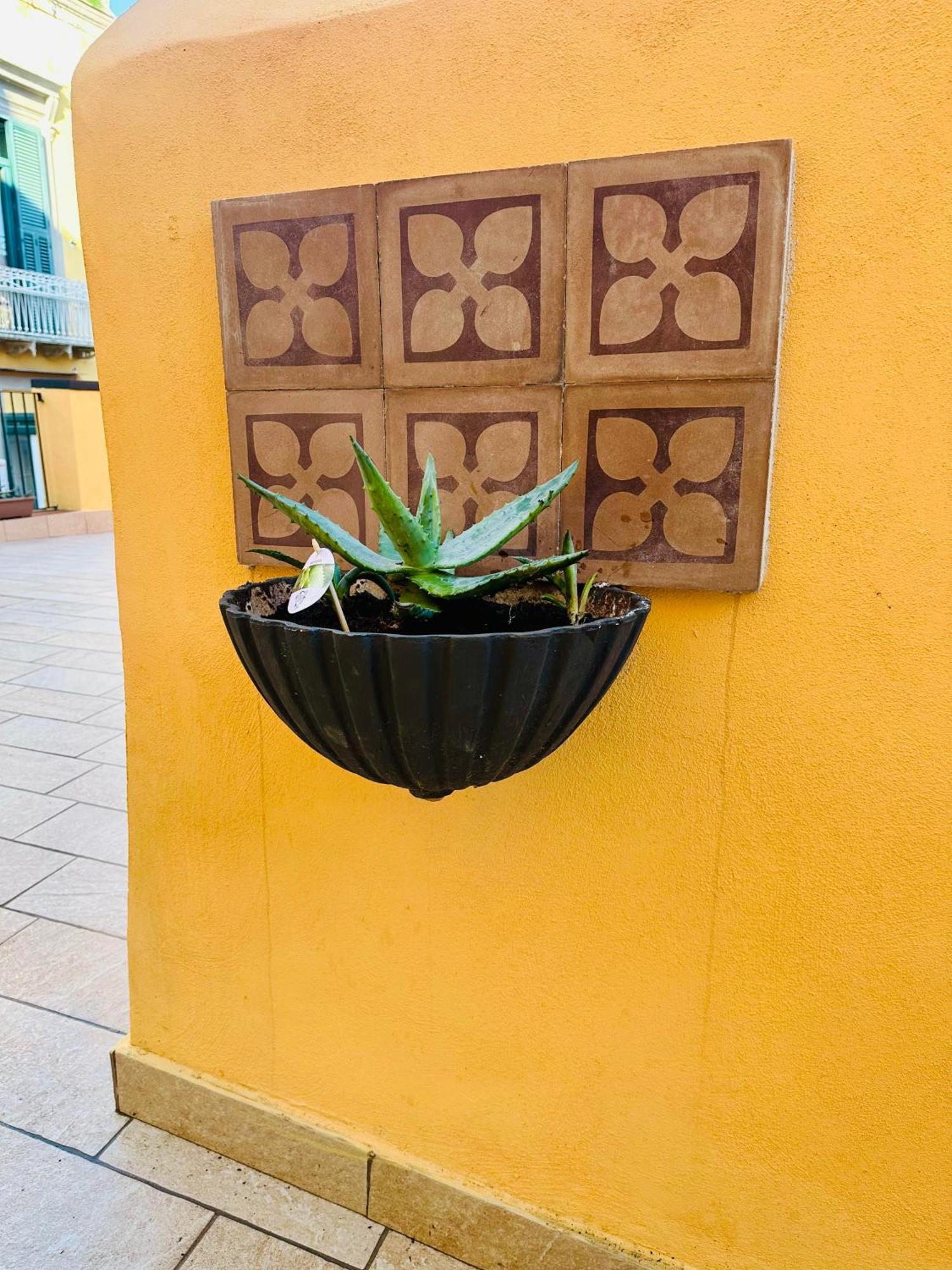 Flo' Hotel Nápoles Exterior foto